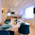 - Bienvenue Chez Perlane Et Yoann - Balneo * Rouen