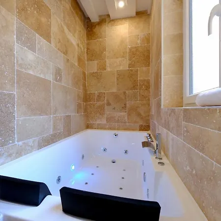 - Bienvenue Chez Perlane Et Yoann - Balnéo Appartement Rouen