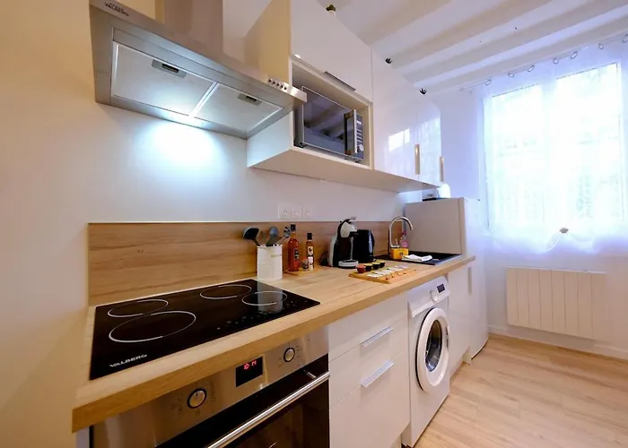 Apartment - Bienvenue Chez Perlane Et Yoann - Balneo